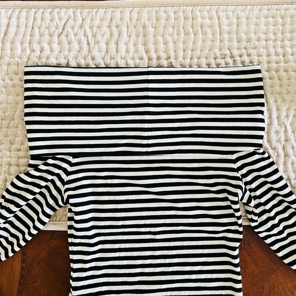 Commense Off Shoulder Overfold Stripe Long Sleeve Knit Top medium - Picture 3 of 7